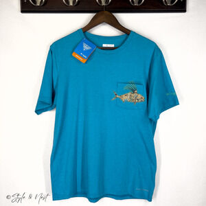 Columbia Wild Cast Pocket Tee Fish Retro Size Medium